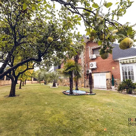 Villa Nuevo Baztán Exterior photo